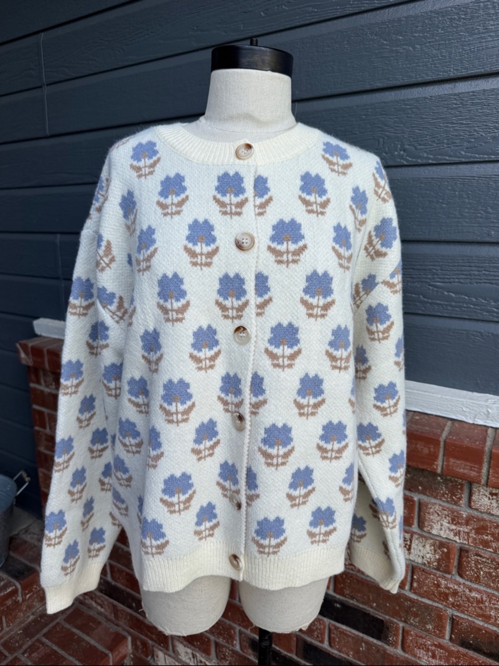 Neutral Ground Heirloom Floral Knit Cardigan Large NWT Cottagecore Boho Blue